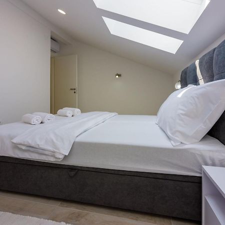 Apartments Cvetkovic ซริกเวนิซา ภายนอก รูปภาพ