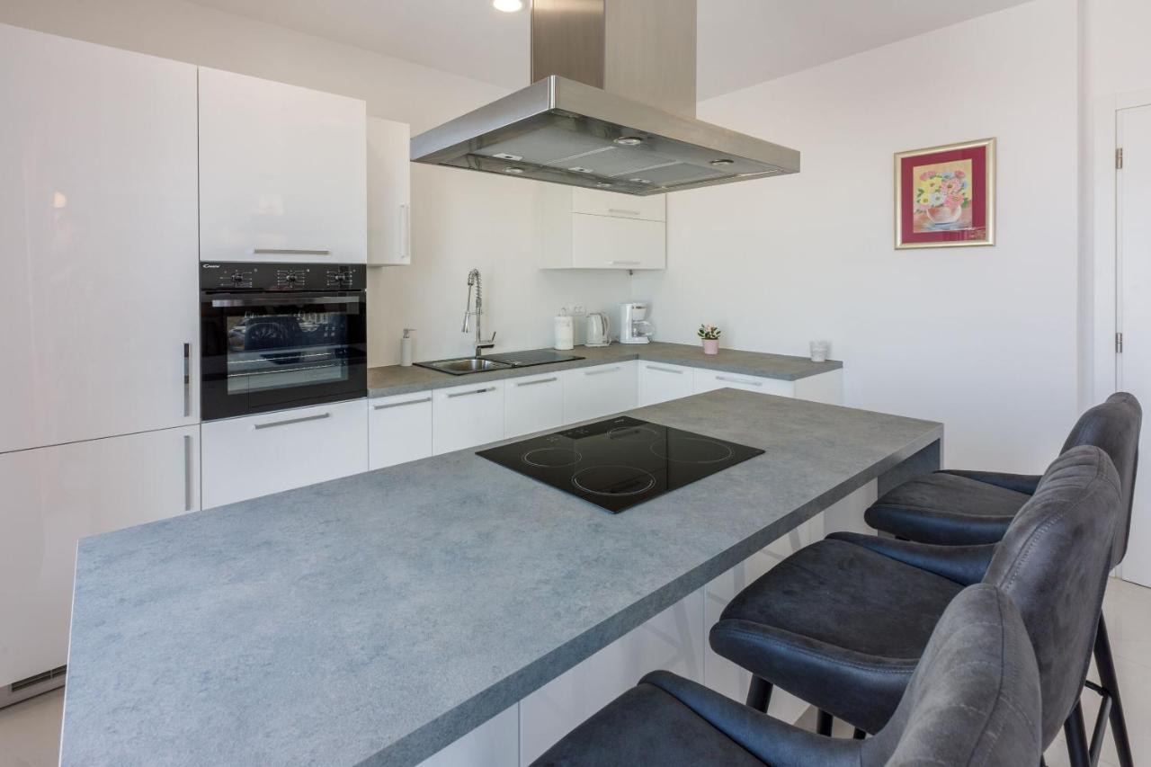 Apartments Cvetkovic ซริกเวนิซา ภายนอก รูปภาพ