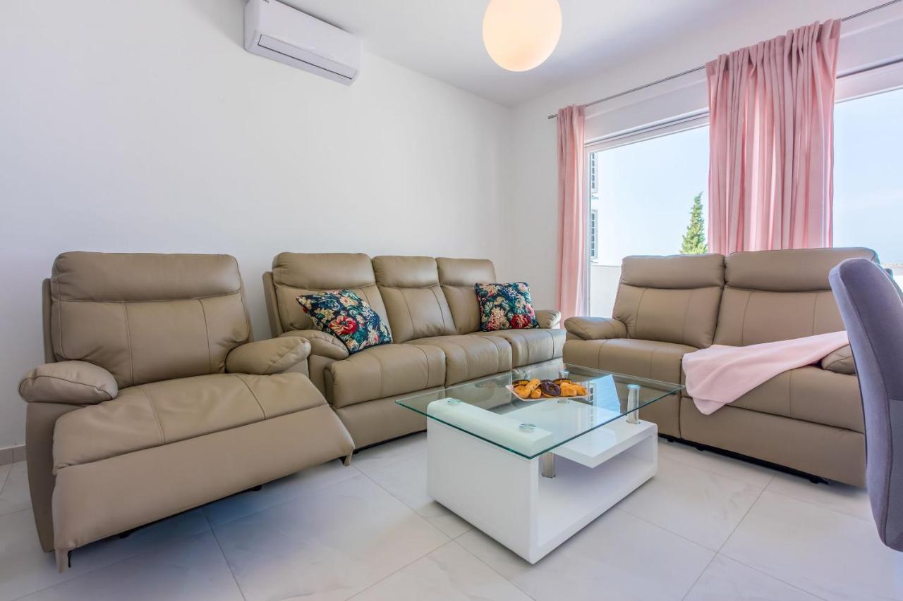 Apartments Cvetkovic ซริกเวนิซา ภายนอก รูปภาพ