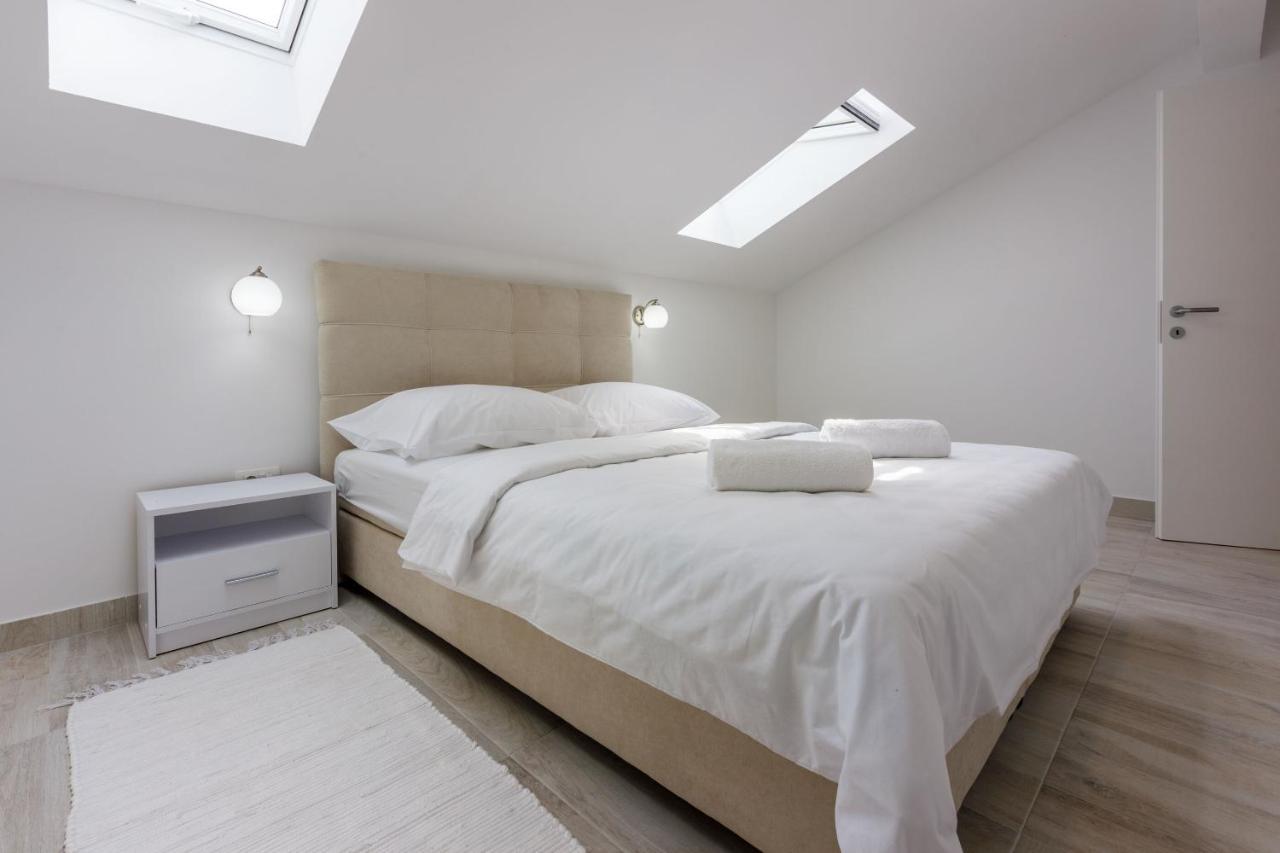 Apartments Cvetkovic ซริกเวนิซา ภายนอก รูปภาพ