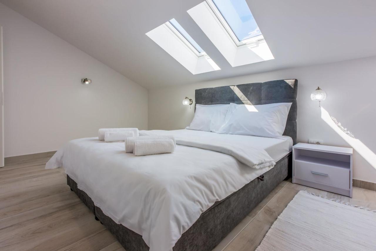 Apartments Cvetkovic ซริกเวนิซา ภายนอก รูปภาพ