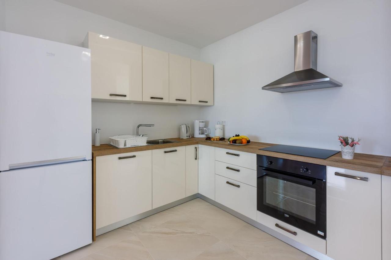 Apartments Cvetkovic ซริกเวนิซา ภายนอก รูปภาพ