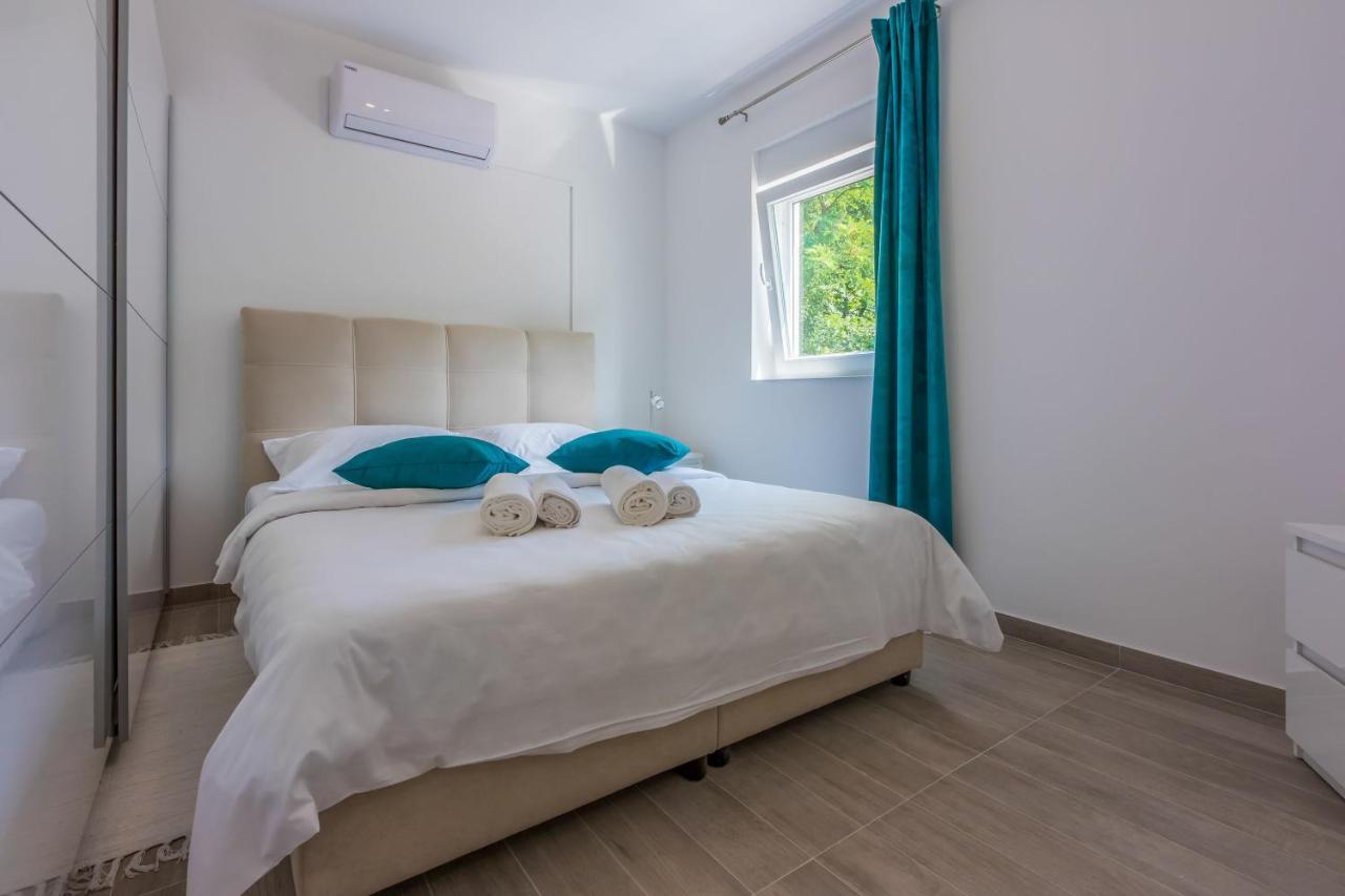 Apartments Cvetkovic ซริกเวนิซา ภายนอก รูปภาพ