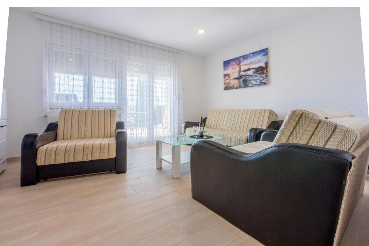 Apartments Cvetkovic ซริกเวนิซา ภายนอก รูปภาพ
