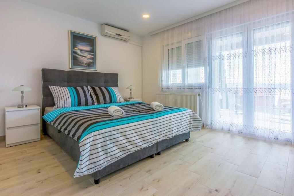 Apartments Cvetkovic ซริกเวนิซา ภายนอก รูปภาพ