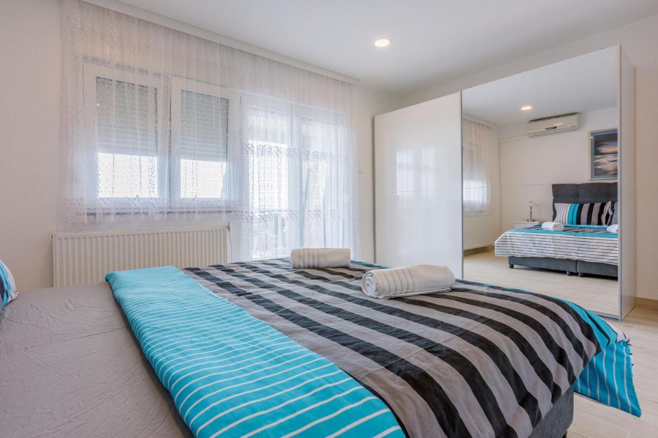 Apartments Cvetkovic ซริกเวนิซา ภายนอก รูปภาพ