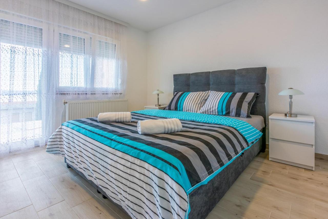 Apartments Cvetkovic ซริกเวนิซา ภายนอก รูปภาพ